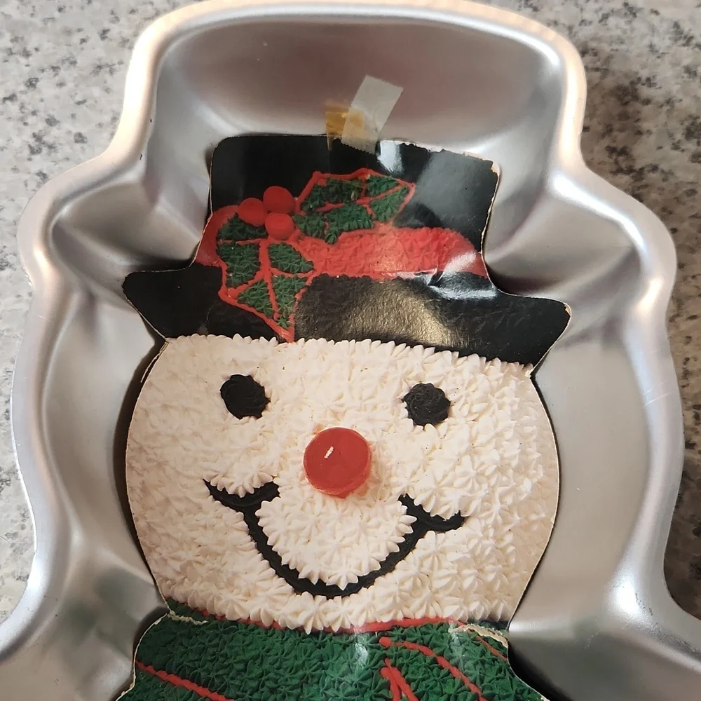 Wilton 1989 Vintage Merry Snowman Cake Pan